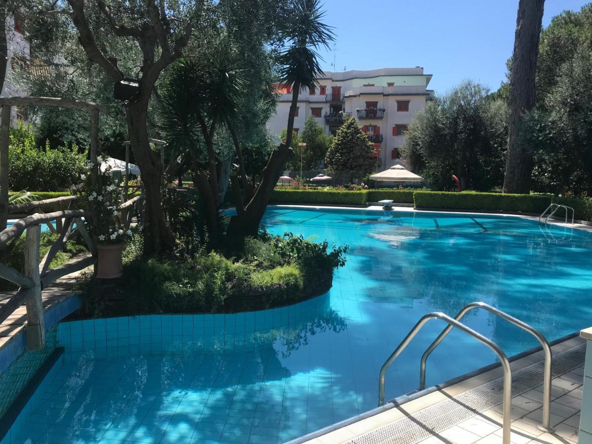 Short-Lets D33, Part Of The House Is Available For Short-Term Rentals In Sorrento Center ภายนอก รูปภาพ